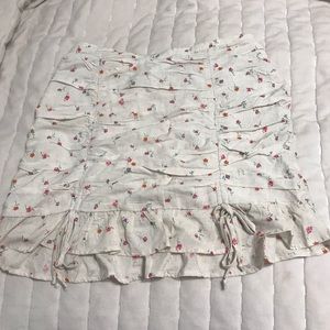 Scrunched floral skirt
